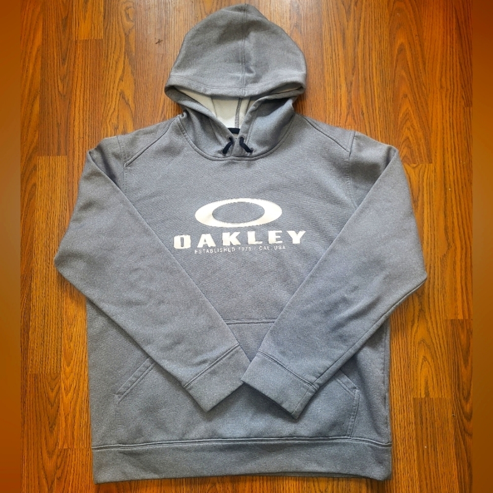 Oakley Men’s Large Gray Pullover Hoodie Athletic Sweatshirt Casual StreetwearB19